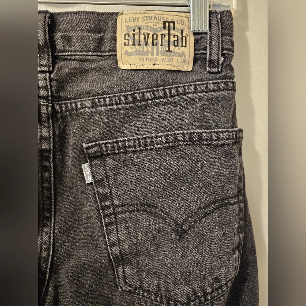 Levis Silver Tab Stay Loose Women's 28x30 Regular 16 Black Jeans